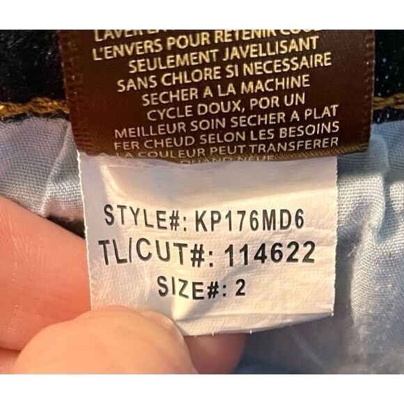 Kut From The Kloth Catherine Boyfriend Floral Embroidered Jeans, Size 2 - Picture 10 of 16